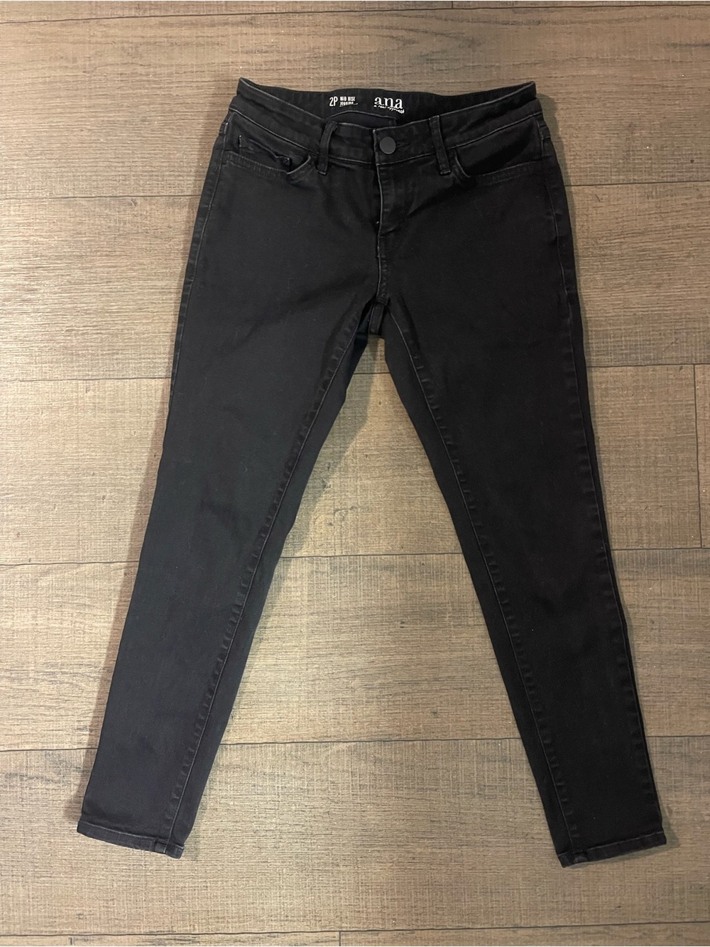 a.n.a Black Mid Rise Jegging Petite Skinny Jeans Size 2P